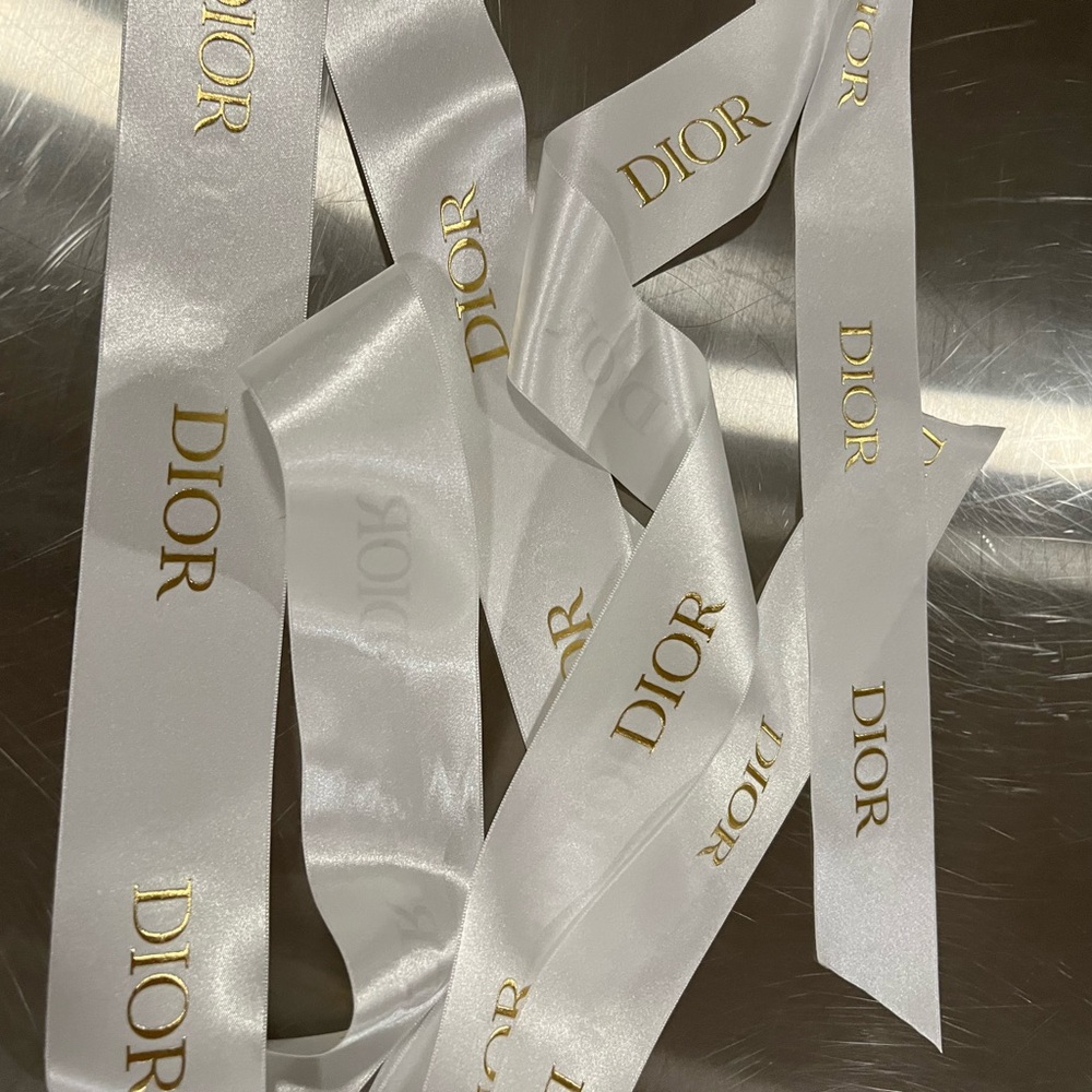 Dior wrapping